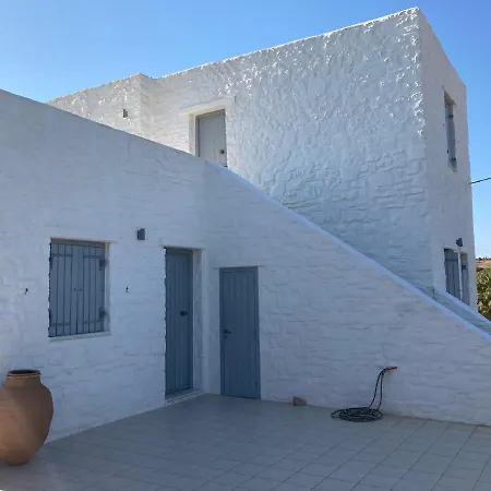 Feriehus La Maison D'helene Naousa