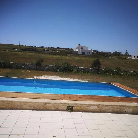 La Maison D'helene بيت للعطل *